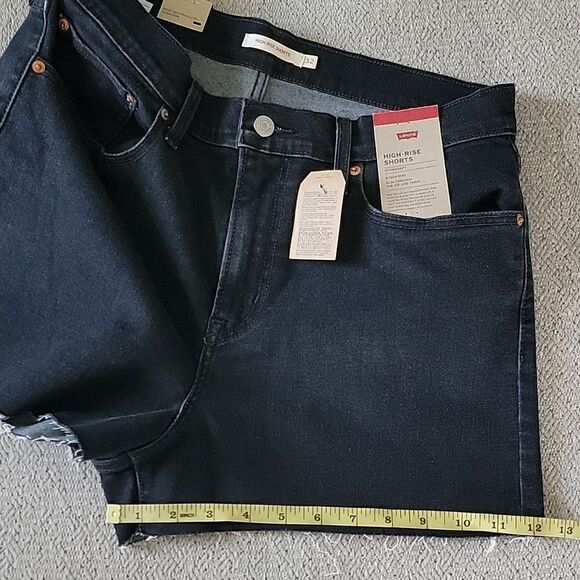 Levi's Black High Rise Hypersoft Cut Off Jean Shorts - Size 14/32 - Picture 9 of 12